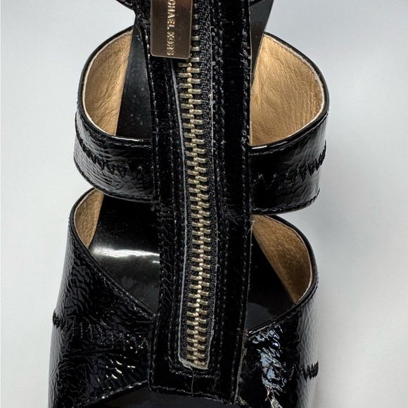 Michael Kors Berkley T-Strap Platform Dress Sandal Paten Black Size 8 - Picture 7 of 11